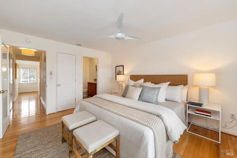 203 Sylvia Way San Rafael, CA 94903