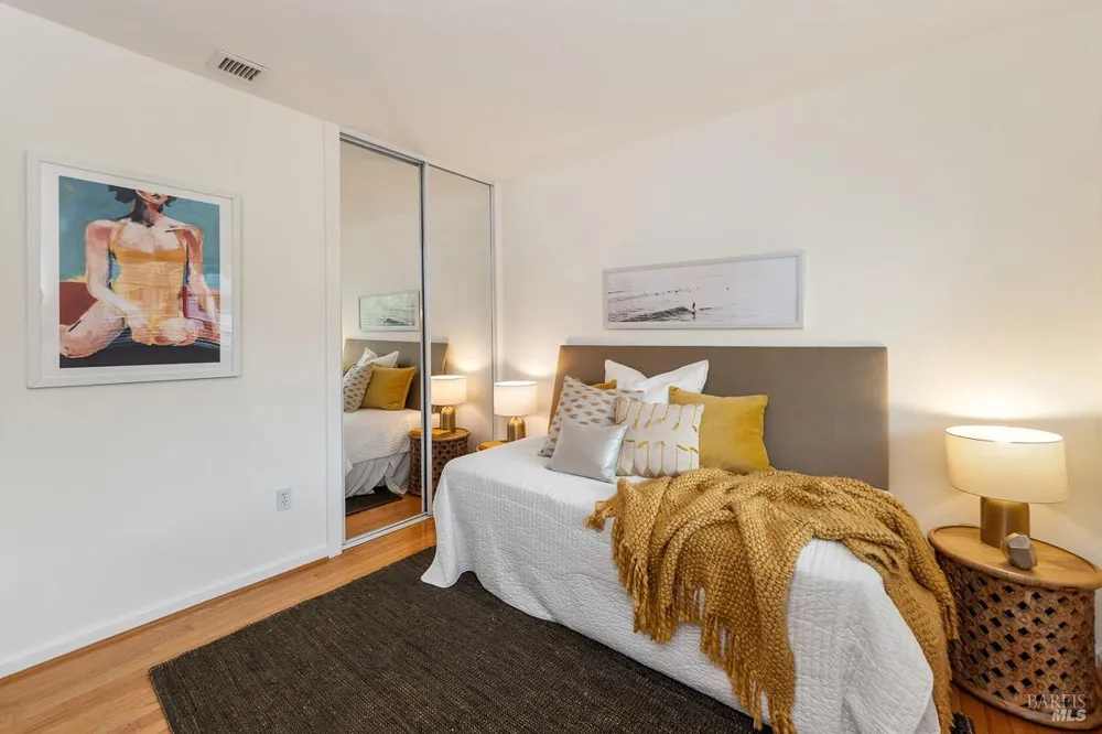 203 Sylvia Way San Rafael, CA 94903