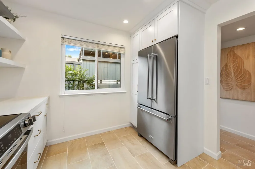 203 Sylvia Way San Rafael, CA 94903