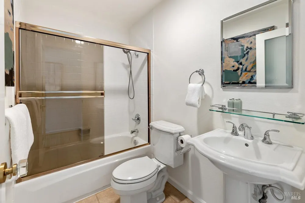 203 Sylvia Way San Rafael, CA 94903