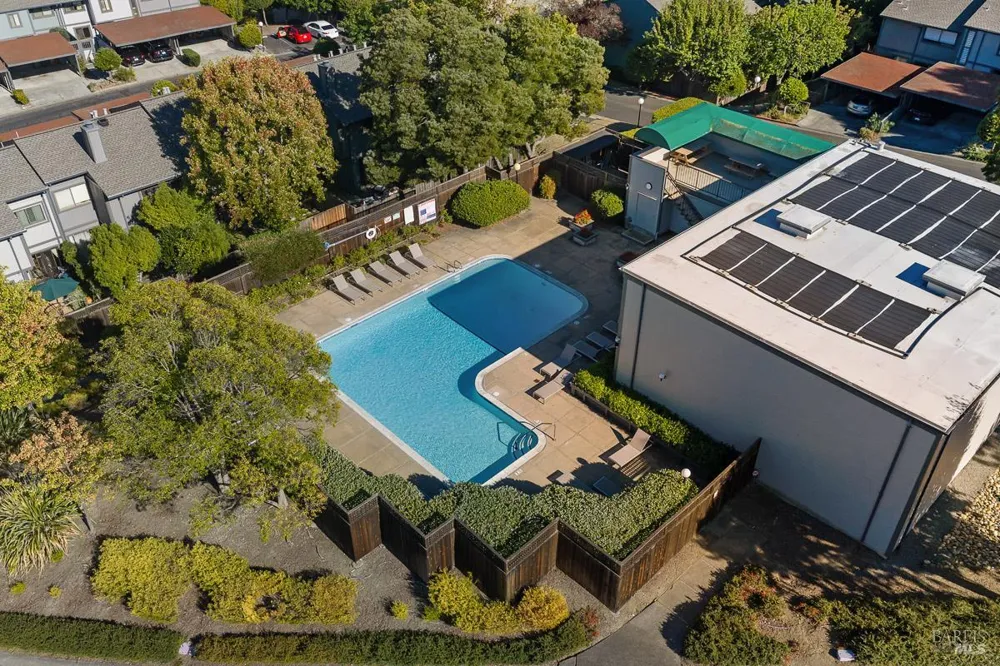 203 Sylvia Way San Rafael, CA 94903