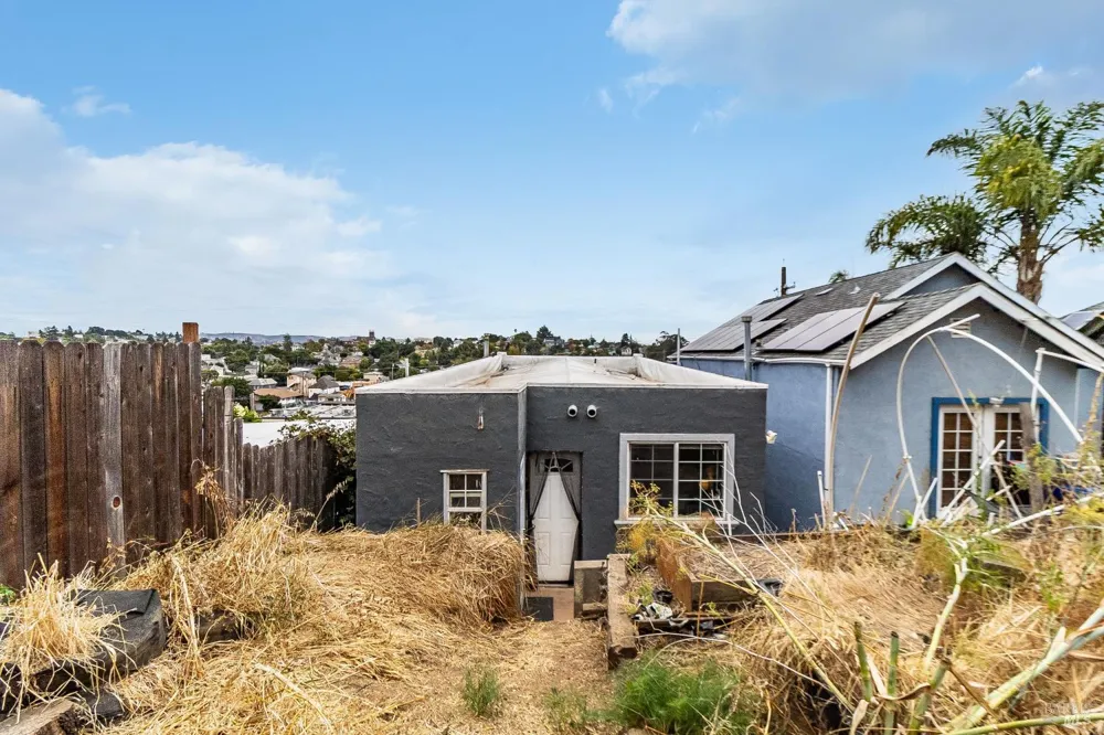 228 Farragut Avenue Vallejo, CA 94590