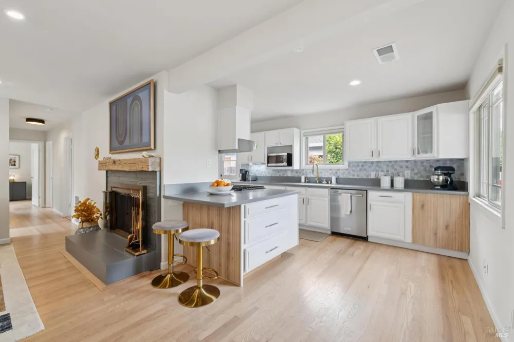 836 Wilmac Avenue Novato, CA 94947
