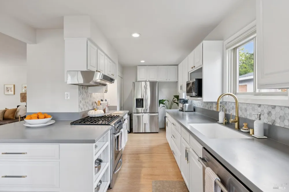 836 Wilmac Avenue Novato, CA 94947