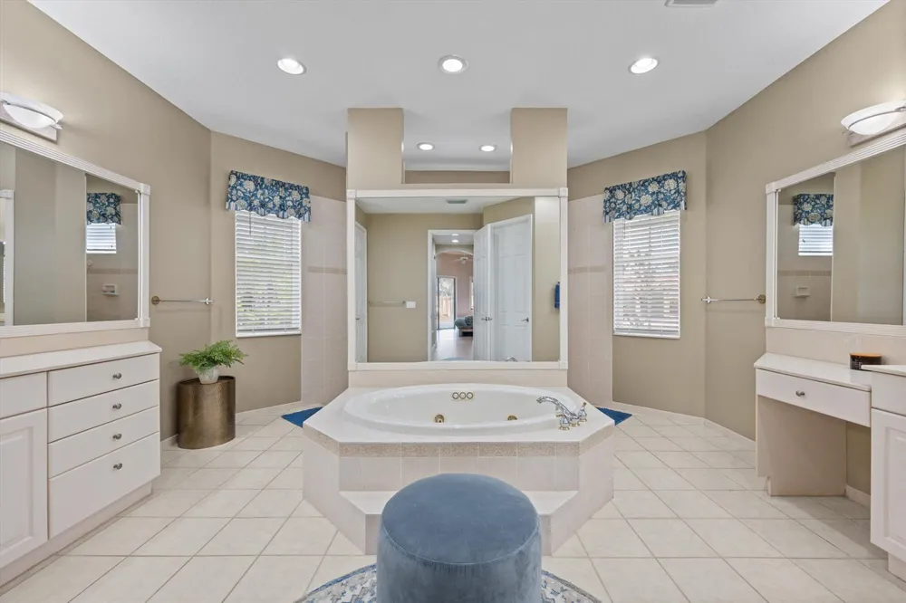 11849 Osprey Point Circle Wellington, FL 33449