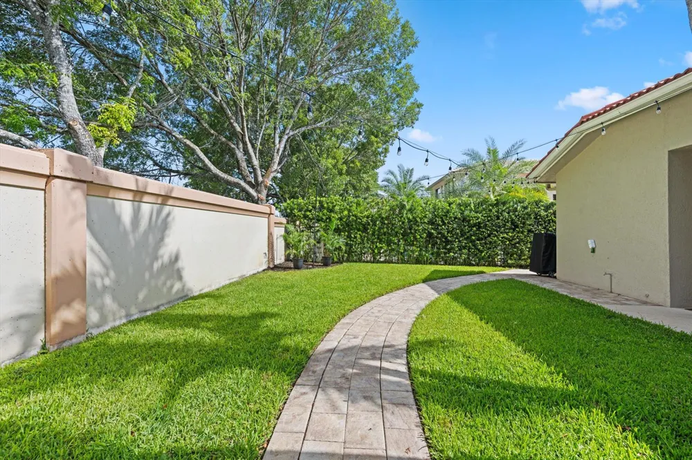 11849 Osprey Point Circle Wellington, FL 33449