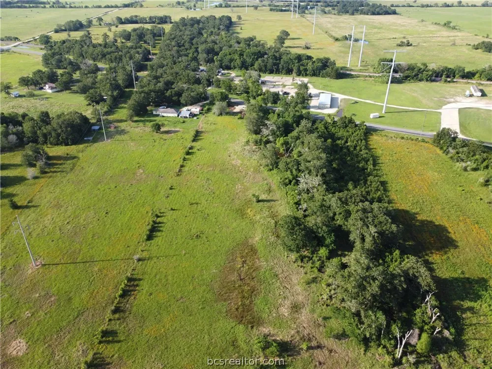 20067 FM 39 Iola, TX 77861