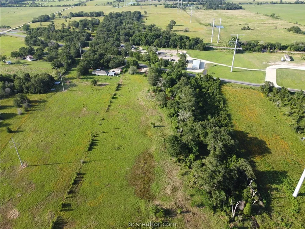 20067 FM 39 Iola, TX 77861