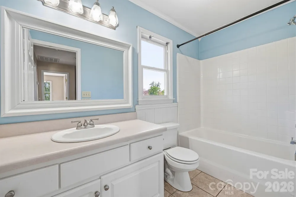 5406 Winding Oak Drive Hickory, NC 28602