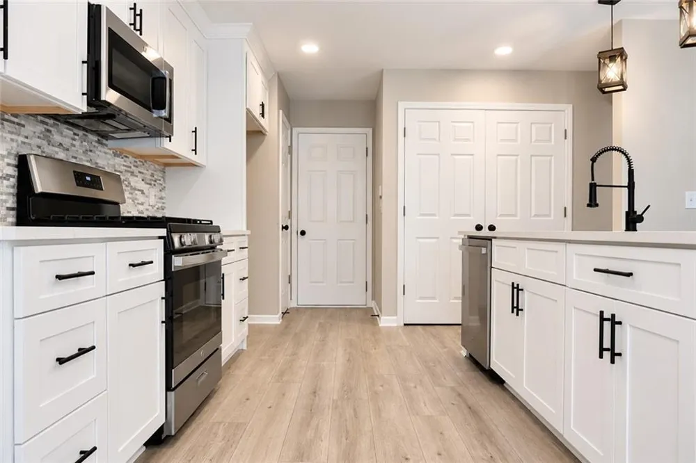 510 Parkstone Lane Woodstock, GA 30189