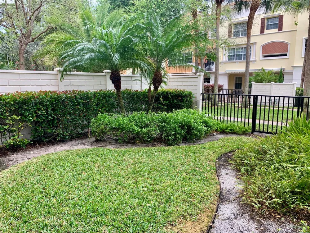 5620 NE Trieste Terrace Boca Raton, FL 33487
