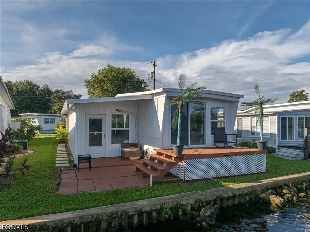 S Olga Drive #28 Fort Myers, FL 33905