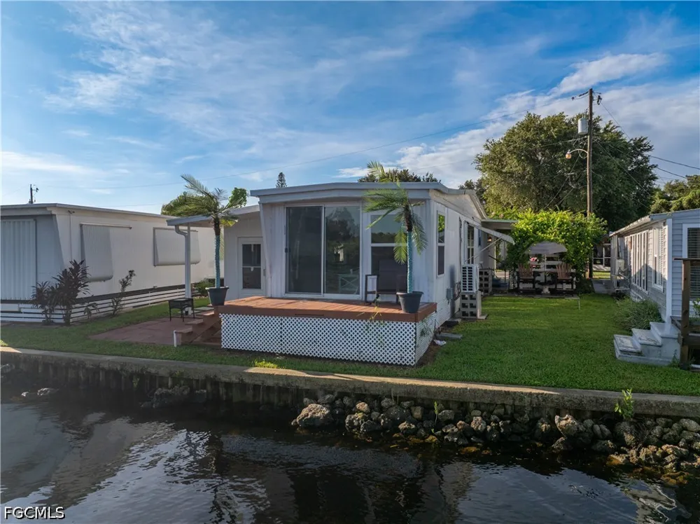 S Olga Drive #28 Fort Myers, FL 33905