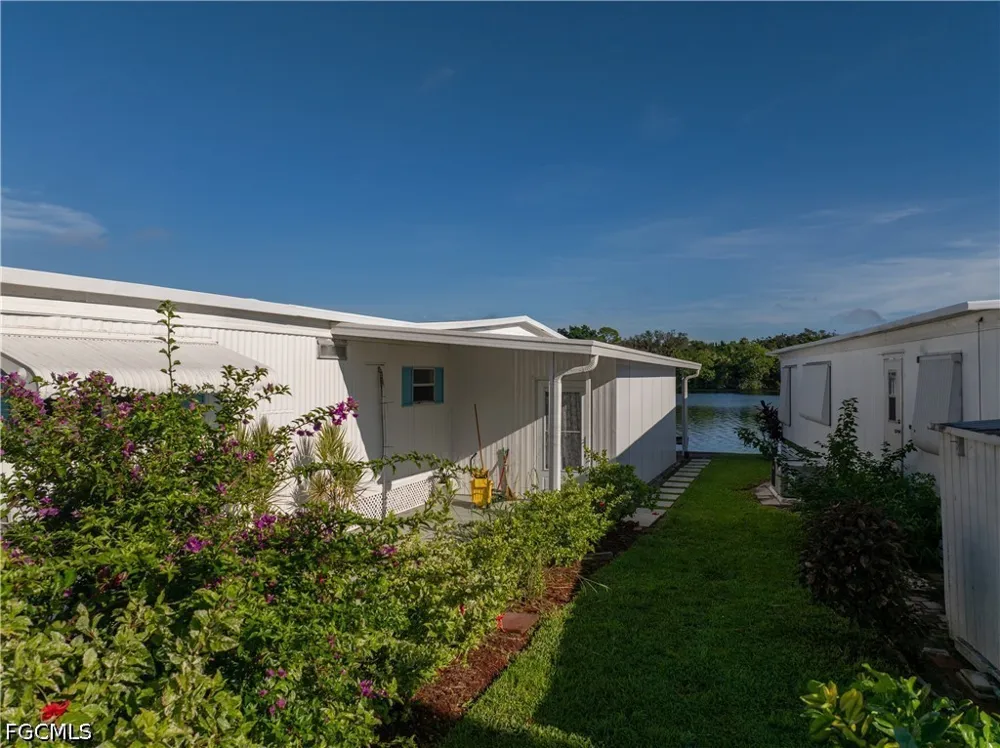 S Olga Drive #28 Fort Myers, FL 33905