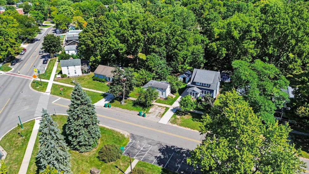7870 Forest Street Dexter, MI 48130
