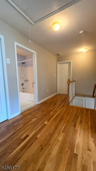 31 Summit Rd Green, NJ 07821