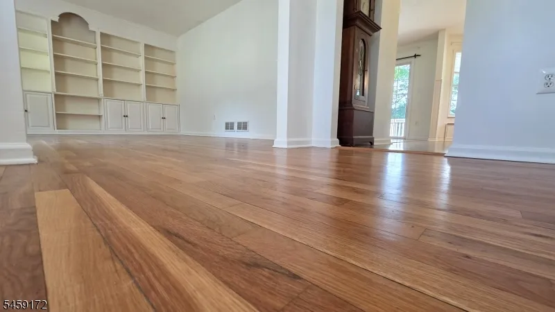 31 Summit Rd Green, NJ 07821