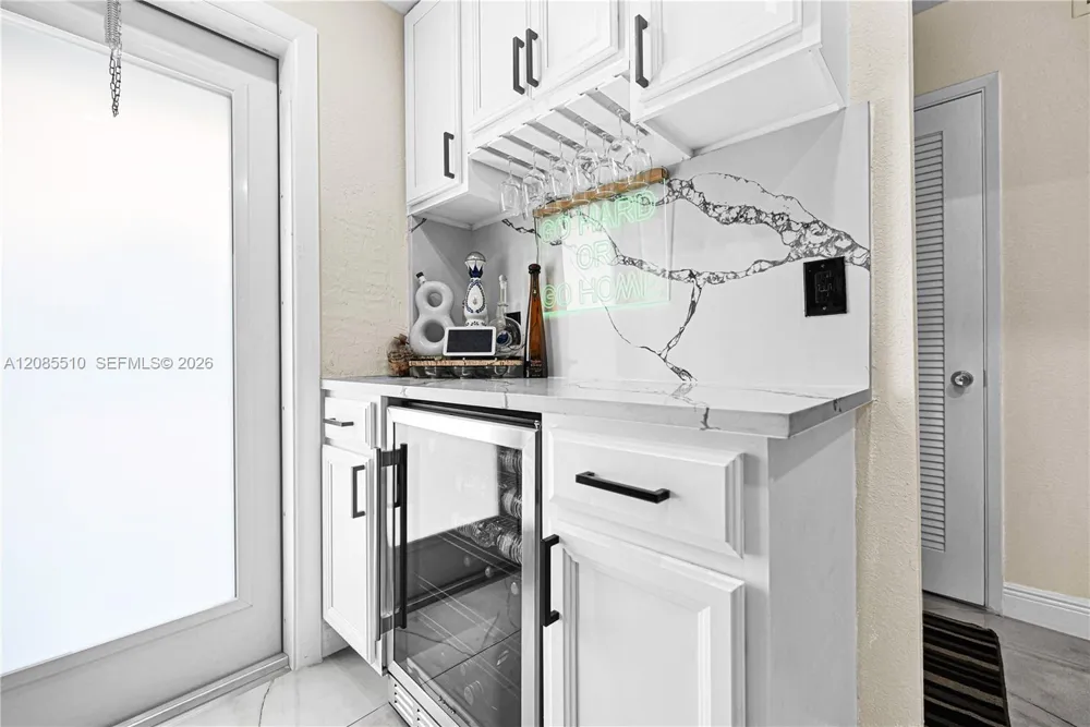 400 SE 10th St #105 Deerfield Beach, FL 33441