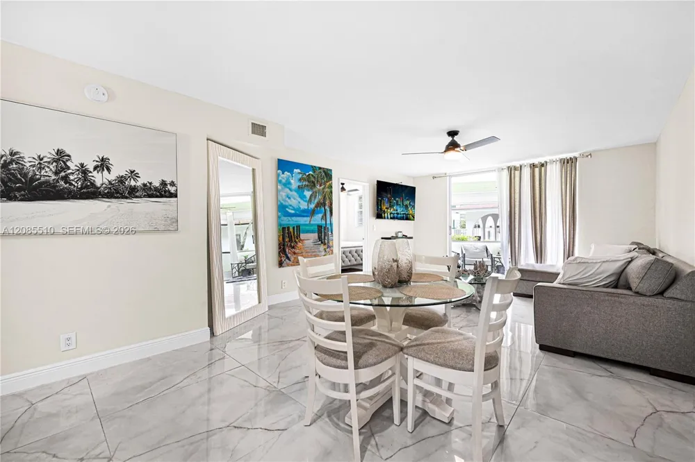 400 SE 10th St #105 Deerfield Beach, FL 33441