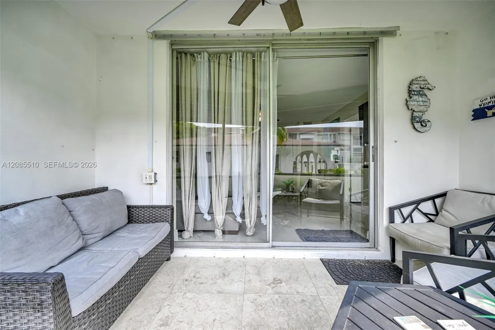 400 SE 10th St #105 Deerfield Beach, FL 33441