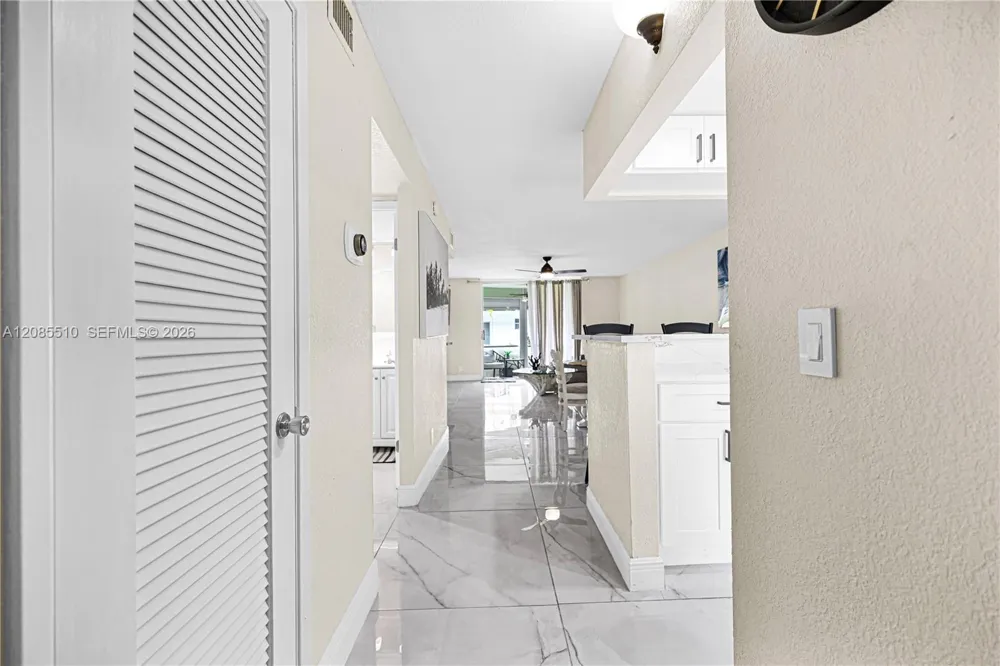 400 SE 10th St #105 Deerfield Beach, FL 33441