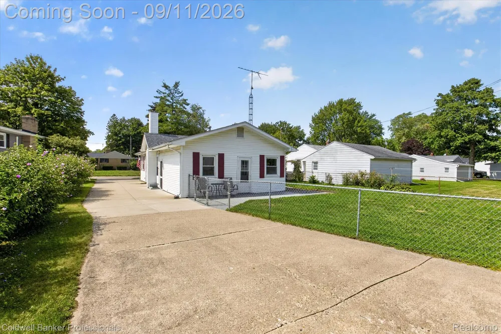 425 Wisler Street Davison City, MI 48423