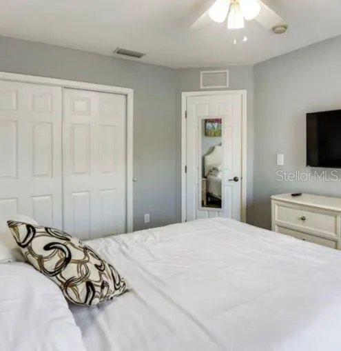 2704 CLUB CORTILE CIRCLE Kissimmee, FL 34746