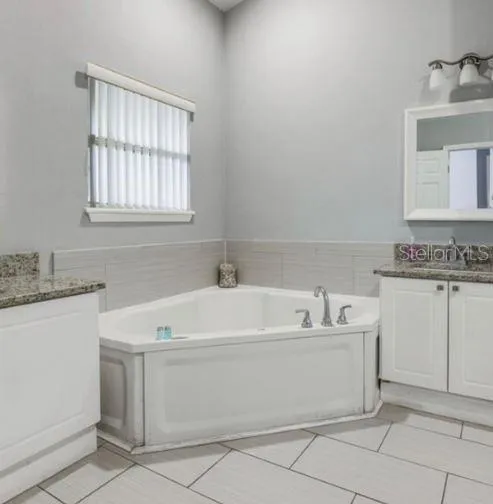 2704 CLUB CORTILE CIRCLE Kissimmee, FL 34746