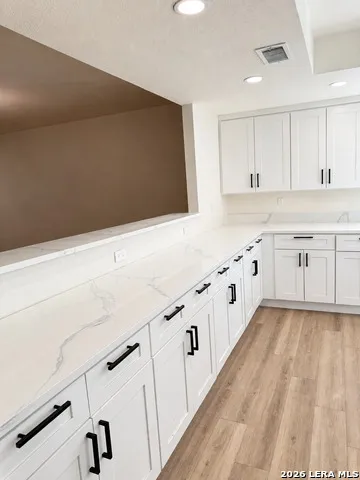 3919 MIDVALE DR San Antonio, TX 78229