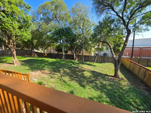 3919 MIDVALE DR San Antonio, TX 78229