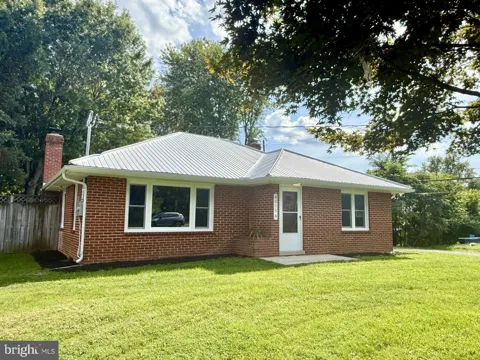 4015 JEFFERSON PIKE