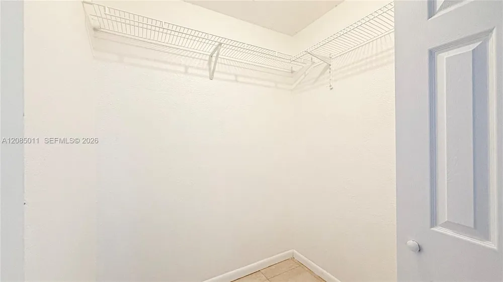 5100 SW 41st St #115 Pembroke Park, FL 33023