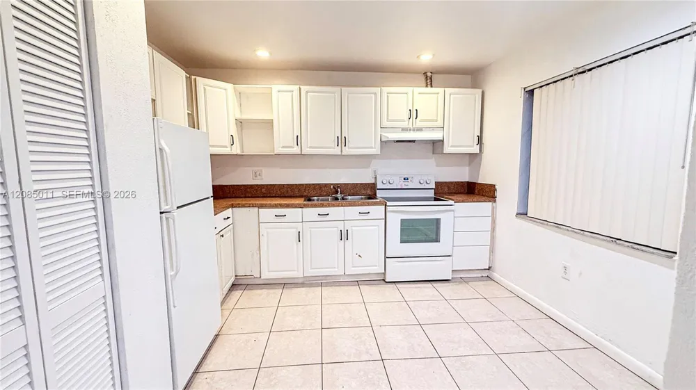 5100 SW 41st St #115 Pembroke Park, FL 33023