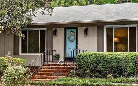 1902 Tennyson Drive