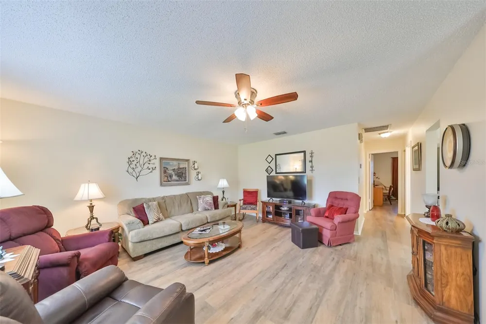 1904 CANTERBURY LANE #26 Sun City Center, FL 33573