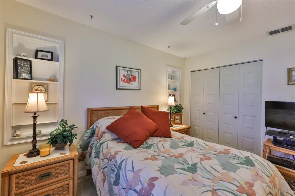 1904 CANTERBURY LANE #26 Sun City Center, FL 33573