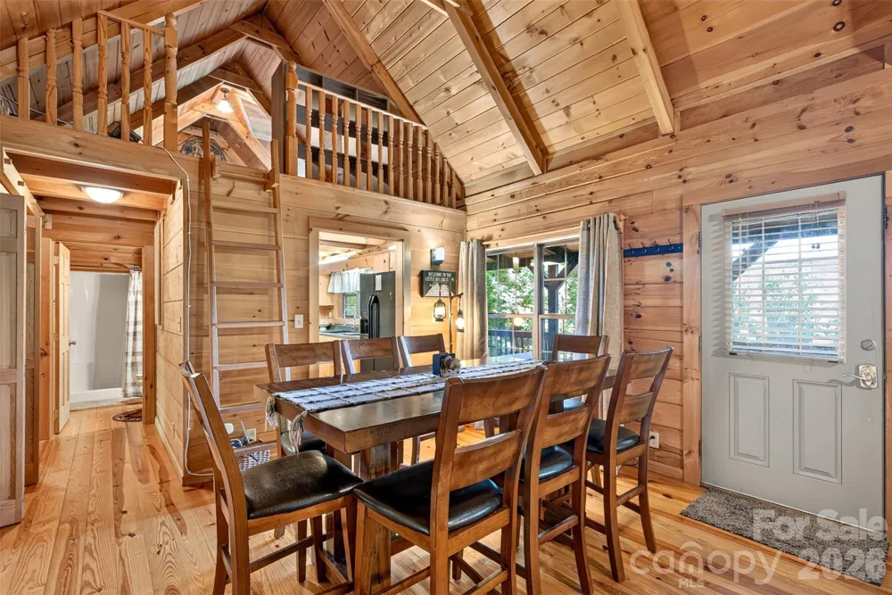 898 Morgan Hill Road Black Mountain, NC 28711