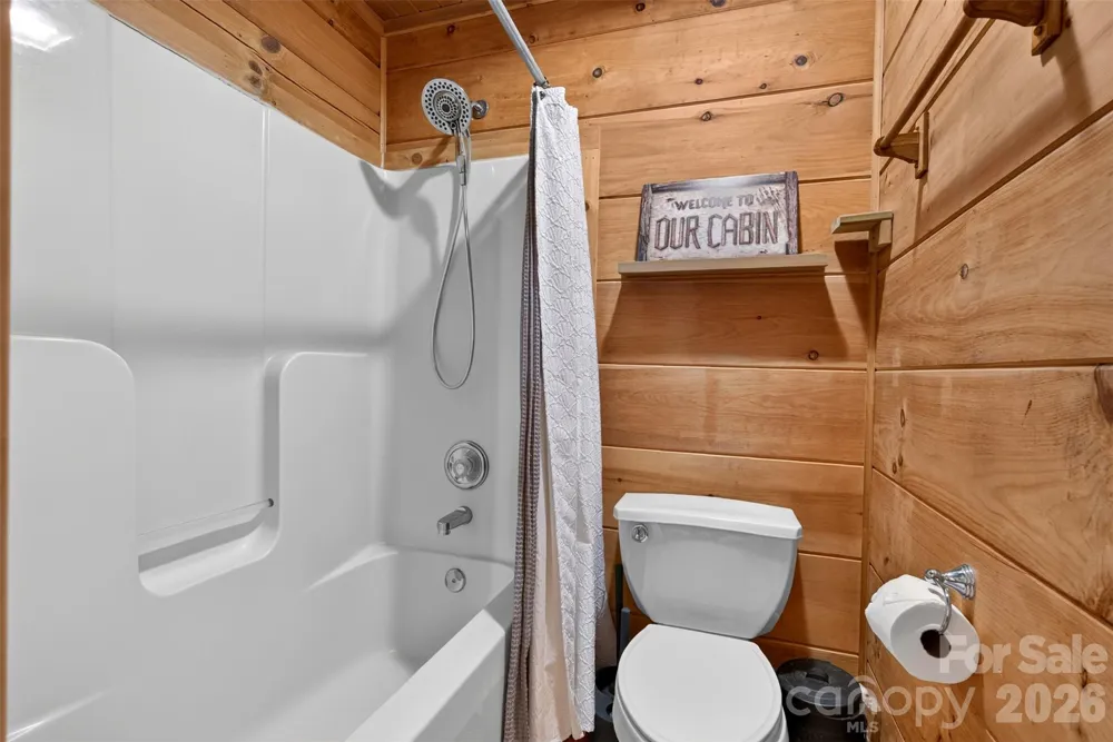898 Morgan Hill Road Black Mountain, NC 28711
