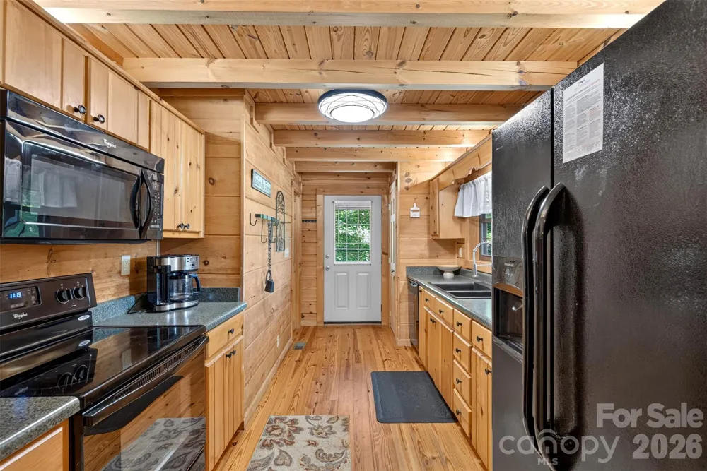 898 Morgan Hill Road Black Mountain, NC 28711