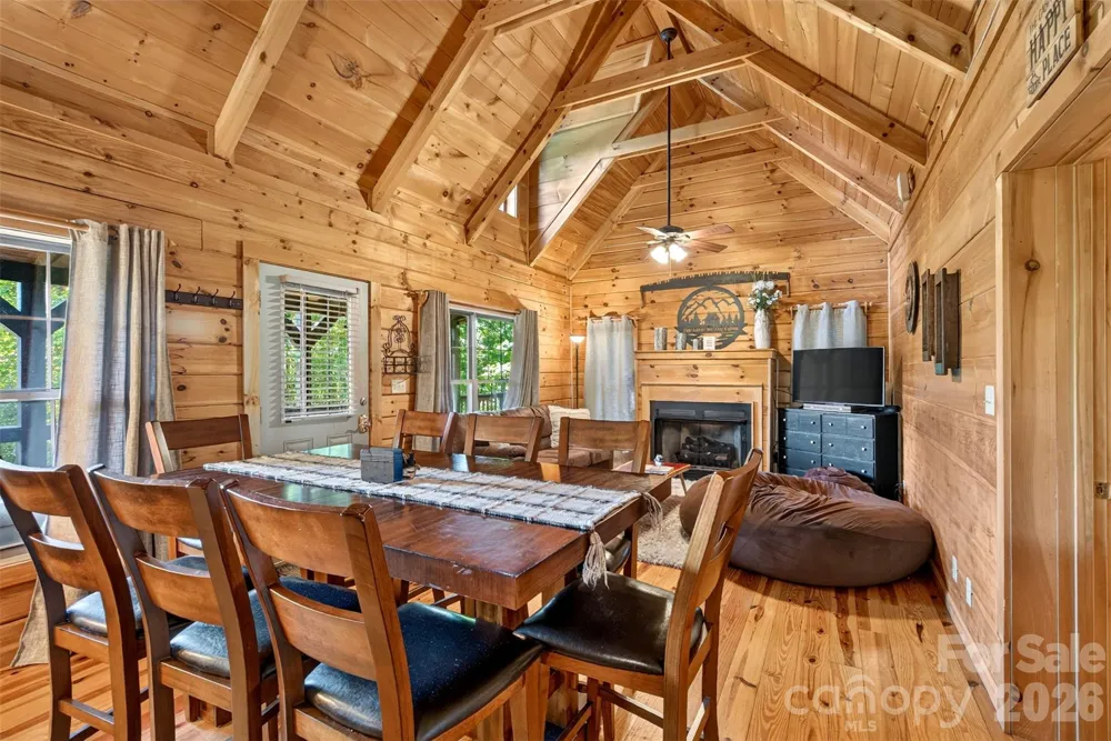 898 Morgan Hill Road Black Mountain, NC 28711