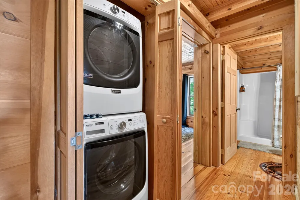 898 Morgan Hill Road Black Mountain, NC 28711