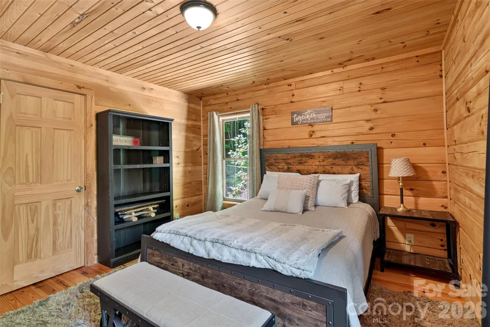 898 Morgan Hill Road Black Mountain, NC 28711