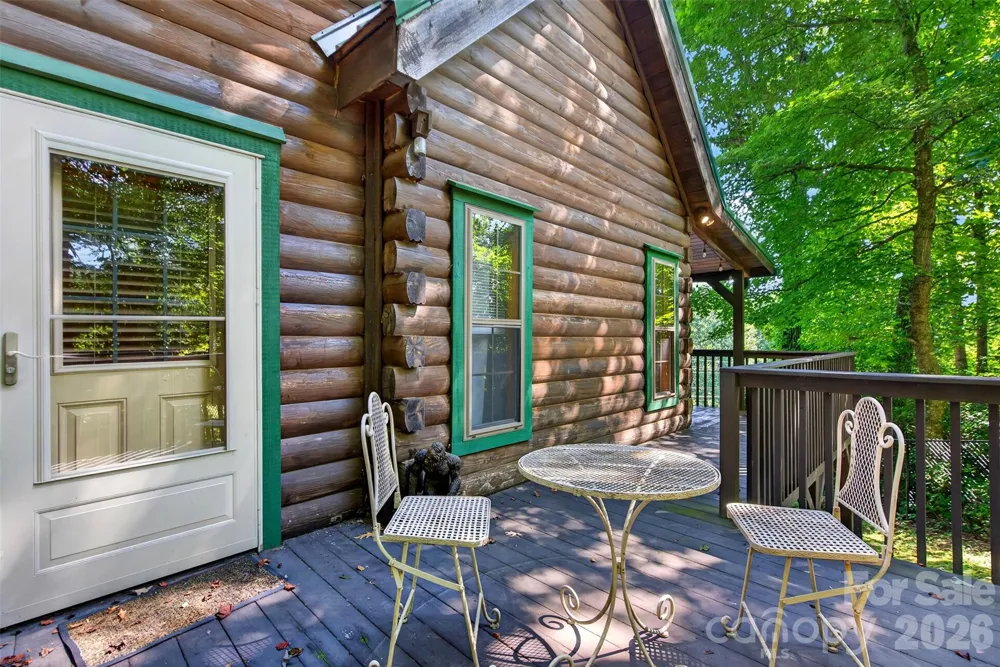 898 Morgan Hill Road Black Mountain, NC 28711