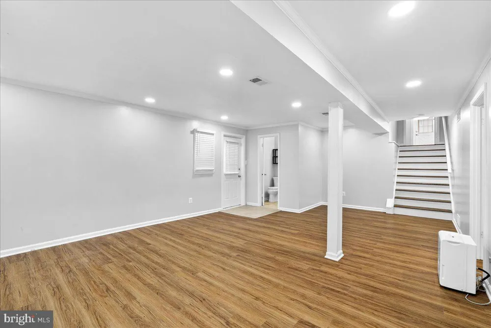 9303 MACSWAIN PLACE Springfield, VA 22153
