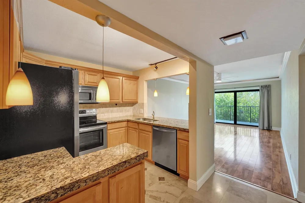 1000 RIVER REACH DRIVE #506 Fort Lauderdale, FL 33315