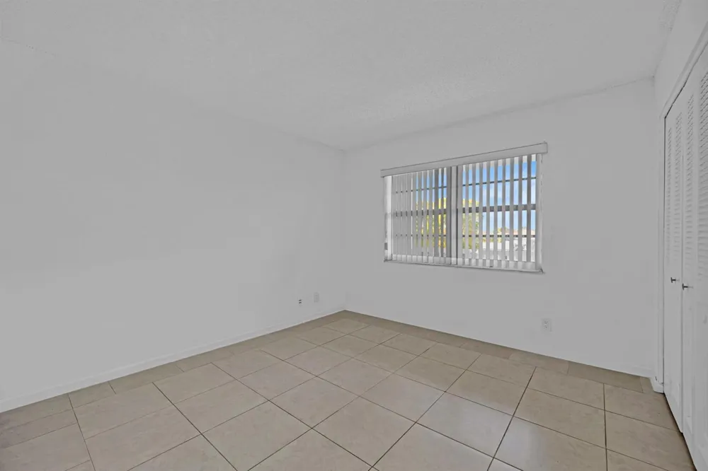 8735 RAMBLEWOOD DRIVE #409 Coral Springs, FL 33071