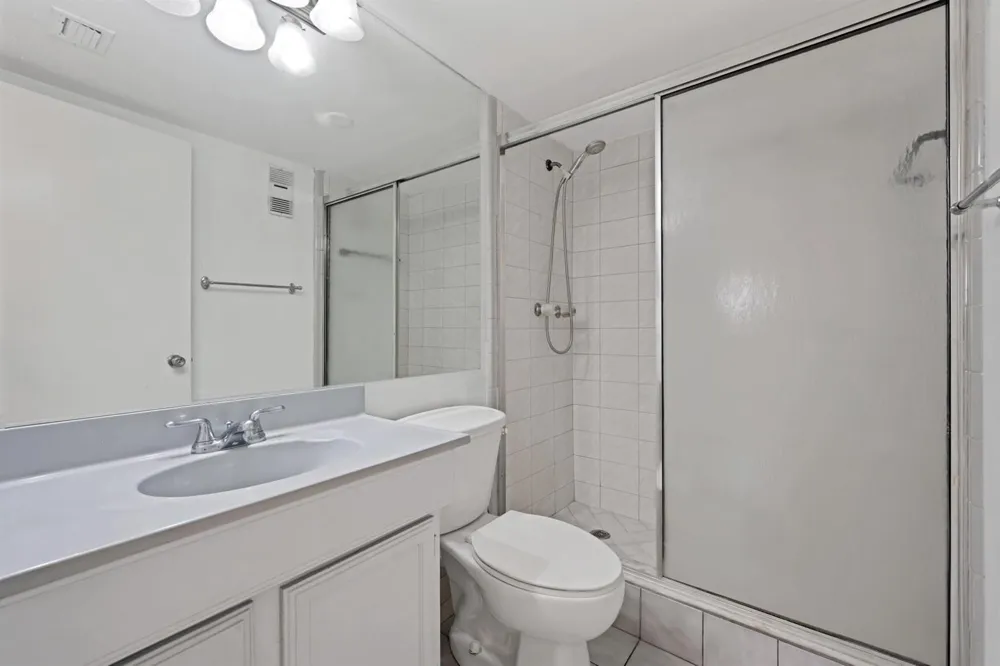 8735 RAMBLEWOOD DRIVE #409 Coral Springs, FL 33071