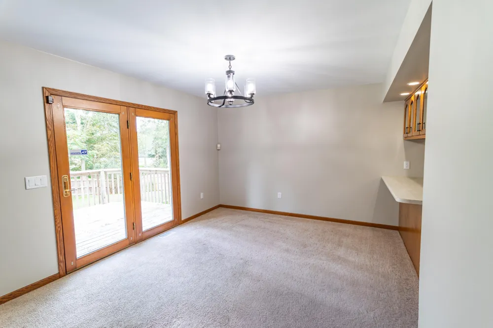 765 Chadds Ford Way Kalamazoo, MI 49009