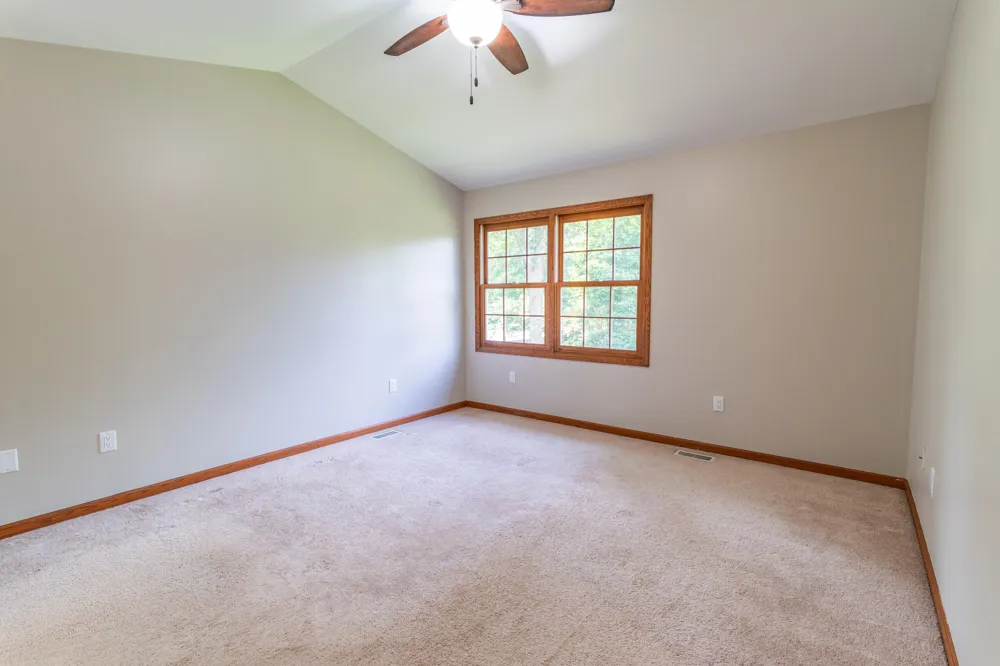 765 Chadds Ford Way Kalamazoo, MI 49009