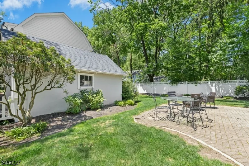 912 Rahway Ave Westfield Town, NJ 07090
